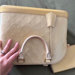 Louis Vuitton Cream Alma handbag